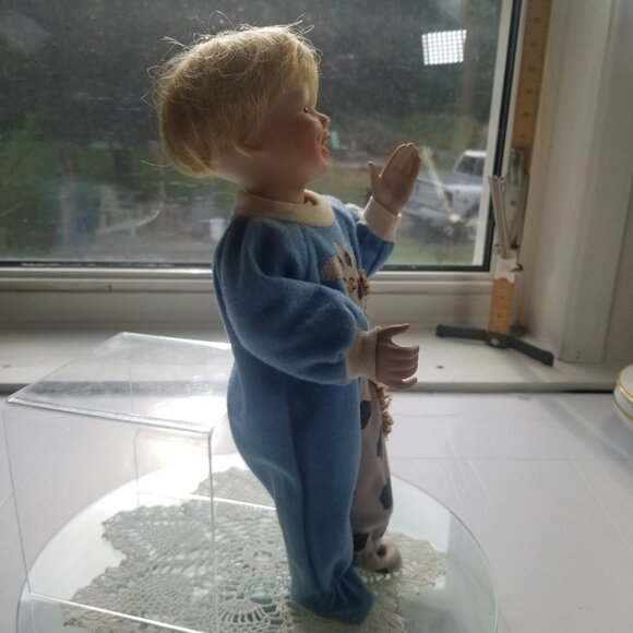 Ashton Drake Porcelain Doll Catch Me If You Can Caught in The Act Mary Tretter - Picture 6 of 10